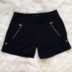 🖤 Cache Black Zipper Shorts 🖤